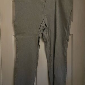 Hilary Radley Women’s Grey stretchy pants